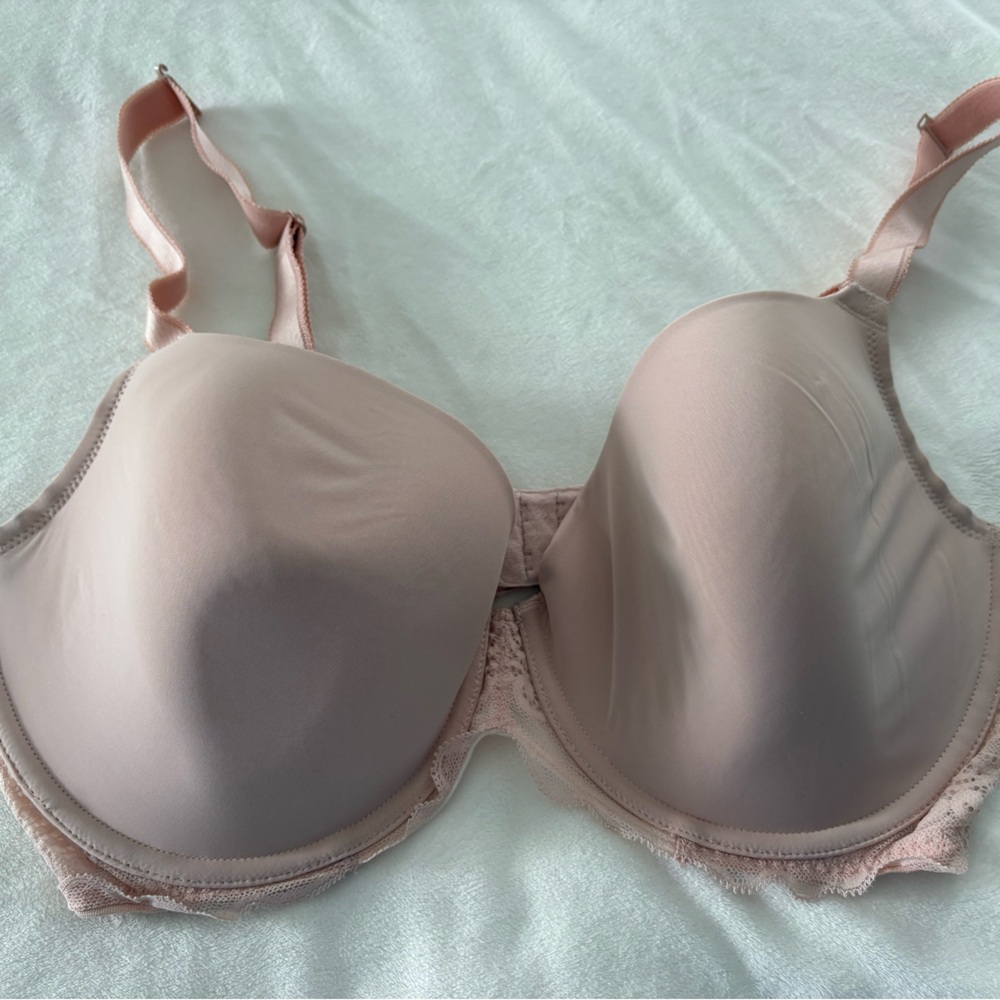 B. tempted by Wacoal 953357 Underwire Padded Blush Pink Women's Bra 36DDD